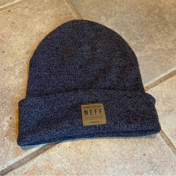 Neff Beanie - Picture 1 of 2